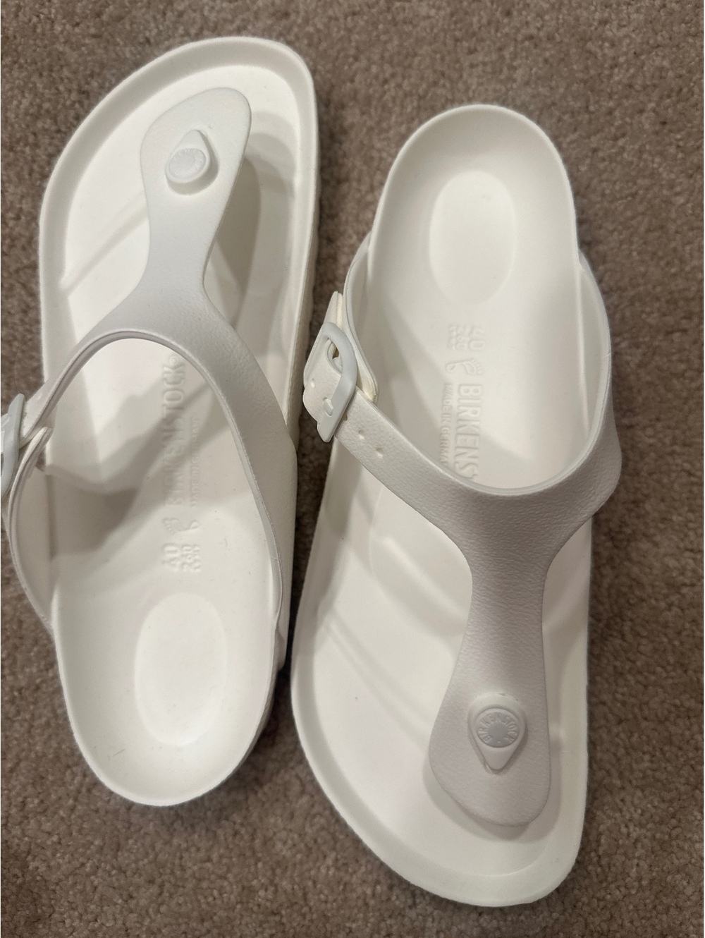 (4)Birkenstock White EVA Thong Sandals Size 40